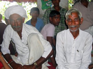 プロジェクトを通じておとなたちの組織化も進めています