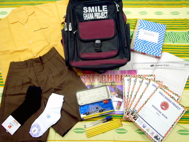 一年間の通学に必要な学用品一式