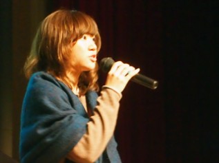 映画『バレンタイン一揆』に出演している藤田琴子さん