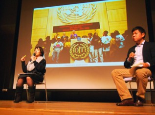 ACEの15年の歩みを振り返る代表の岩附と副代表の小林