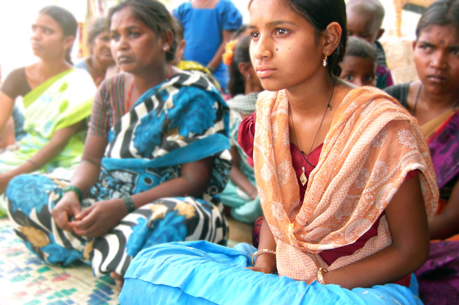お父さんと妹を亡くしてまったアルナちゃん(インド)