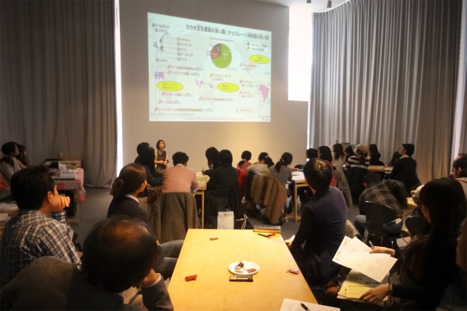 新刊「子どもたちにしあわせを運ぶチョコレート」出版記念講演の様子