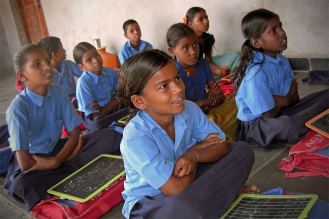 ブリッジスクールに通う子どもたち