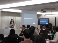 社内販売会 Salesforce.com 法人会員サロンの様子