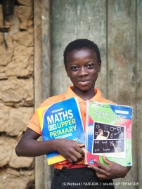 ガーナの女の子