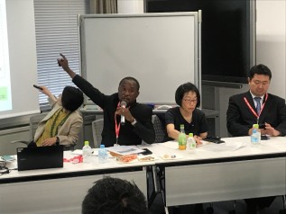 ガーナ報告会の様子