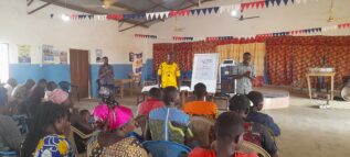 住民への啓発ワークショップの様子